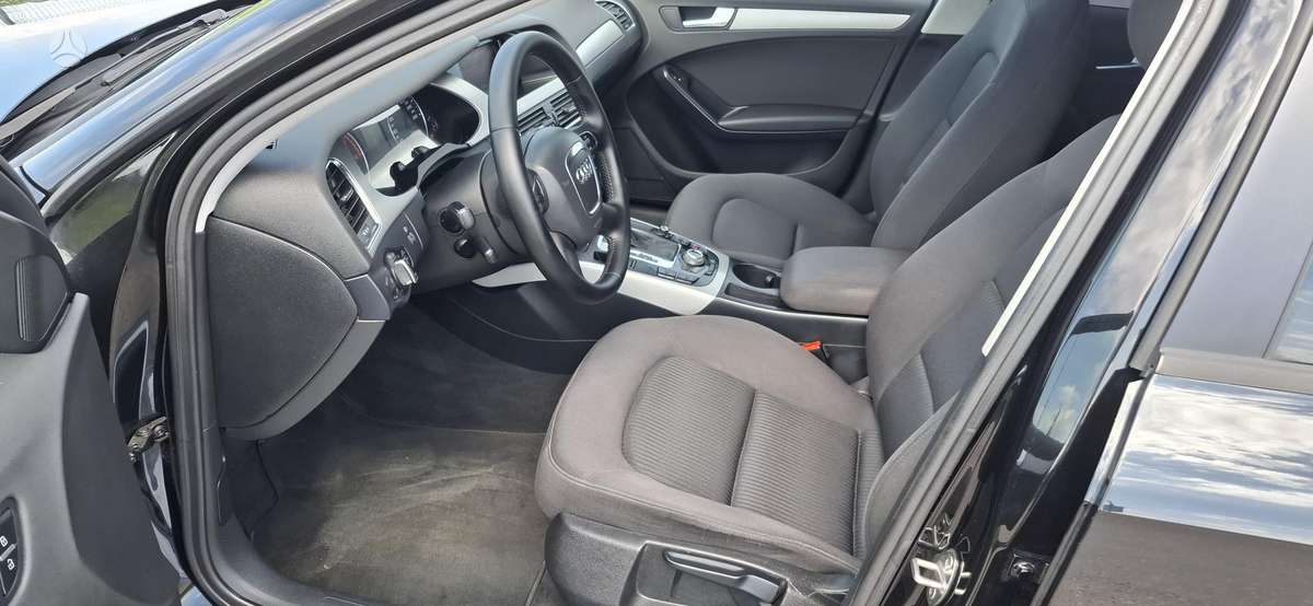 Audi A4, 2.0 l., Универсал