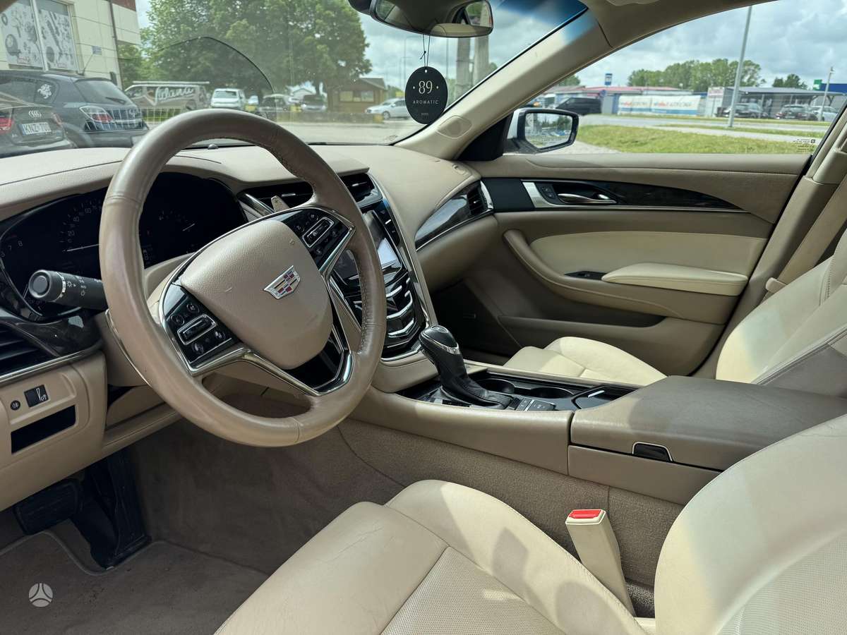 Cadillac CTS, 2.0 l., Седан