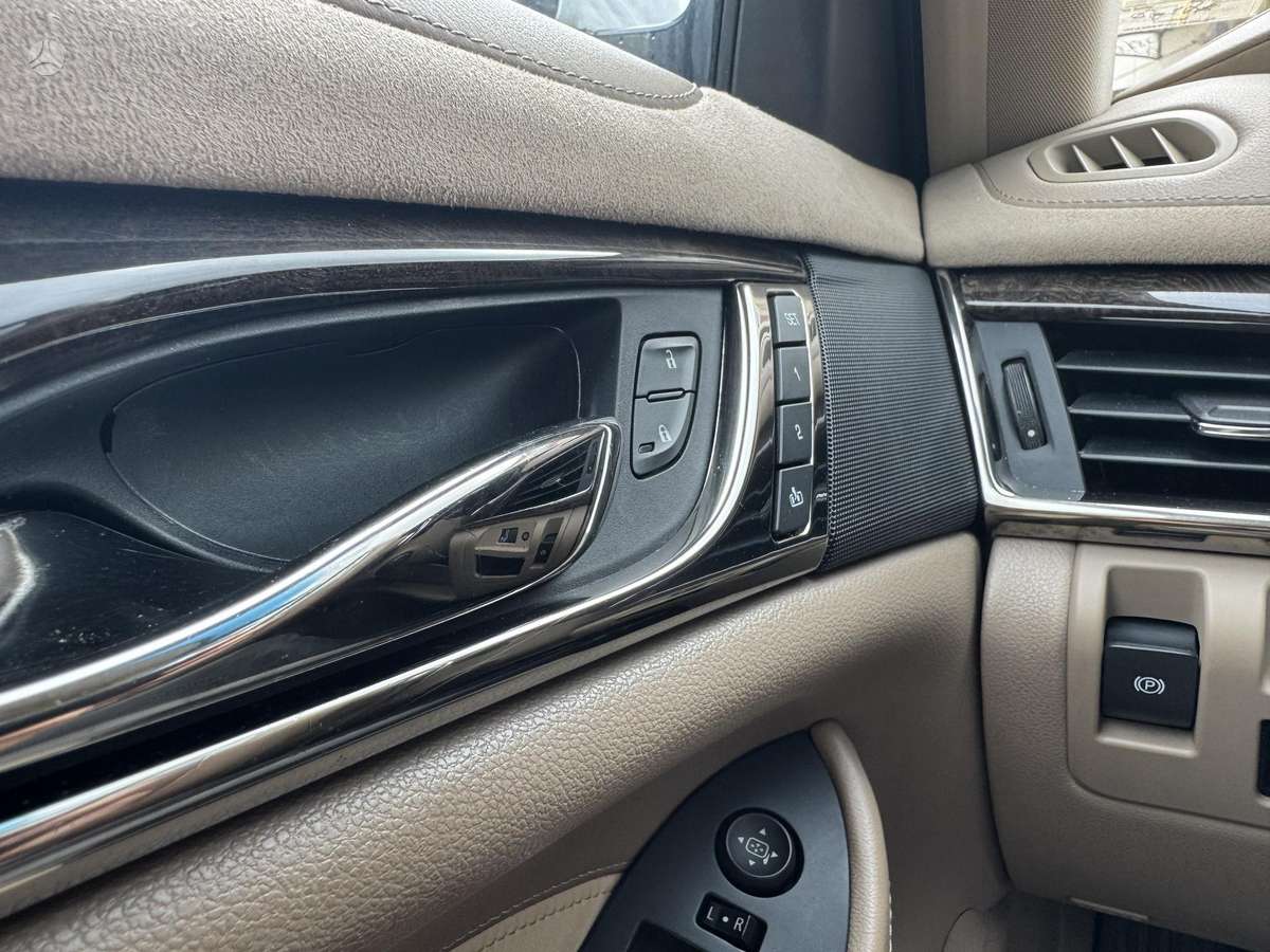 Cadillac CTS, 2.0 l., Седан