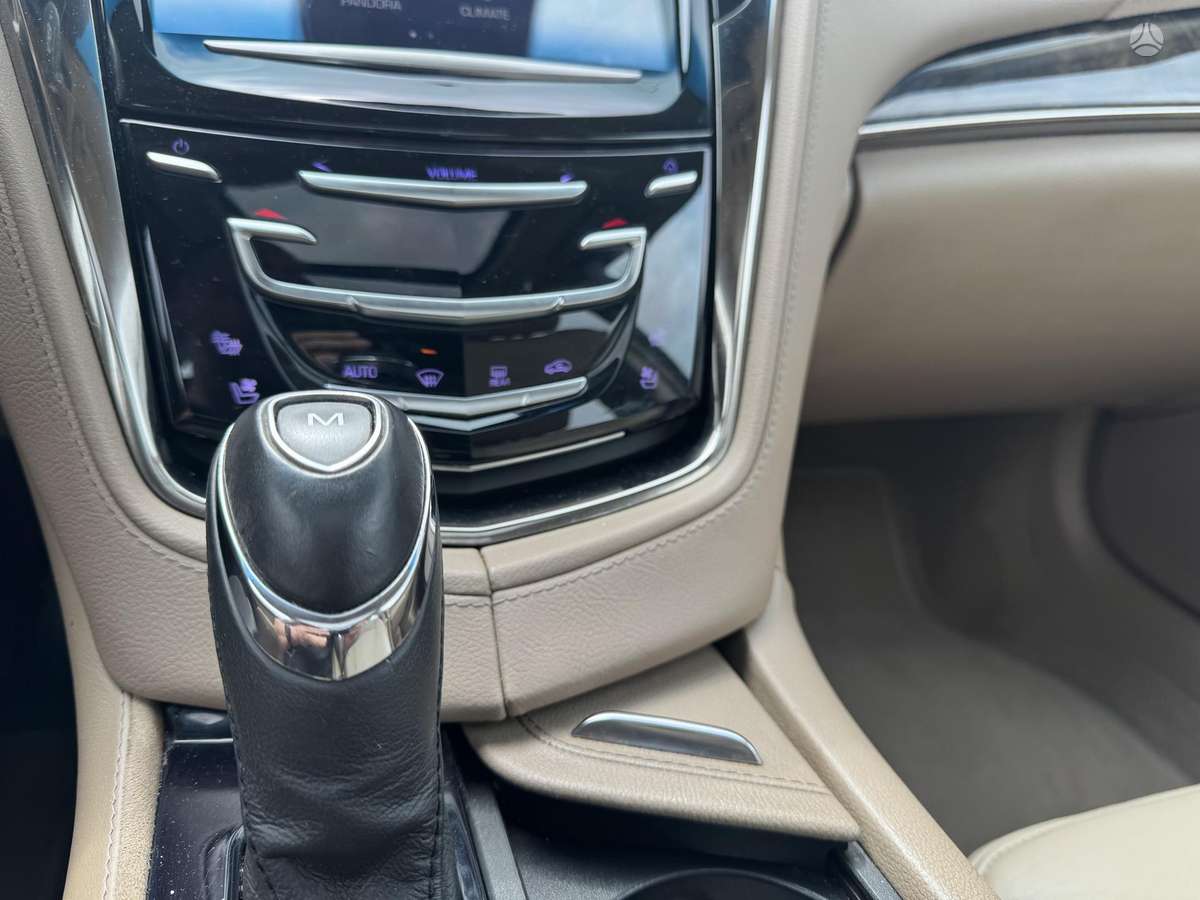 Cadillac CTS, 2.0 l., Седан