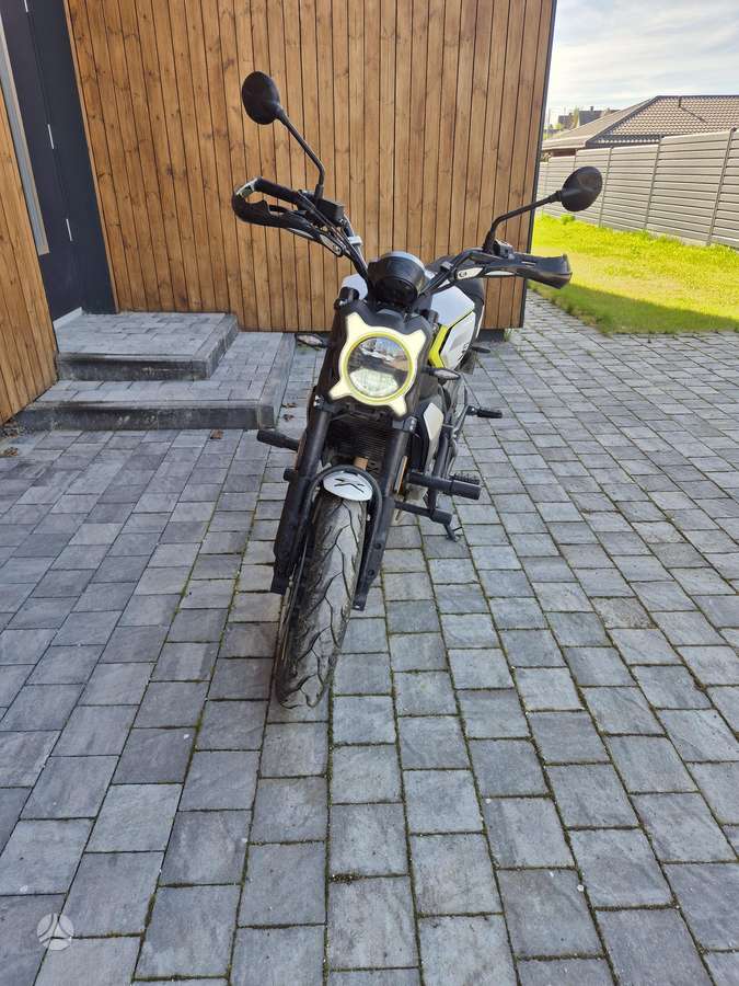 CFMOTO 300CL-X 300cc, street / classic