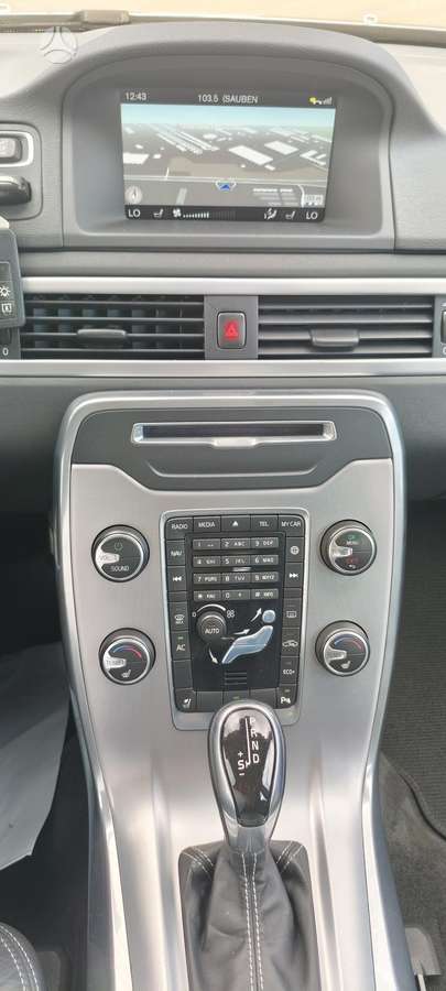 Volvo V70, 2.0 l., Универсал
