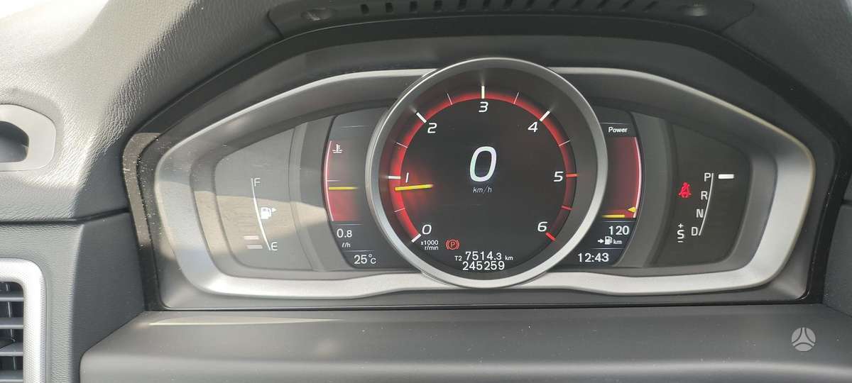 Volvo V70, 2.0 l., Универсал