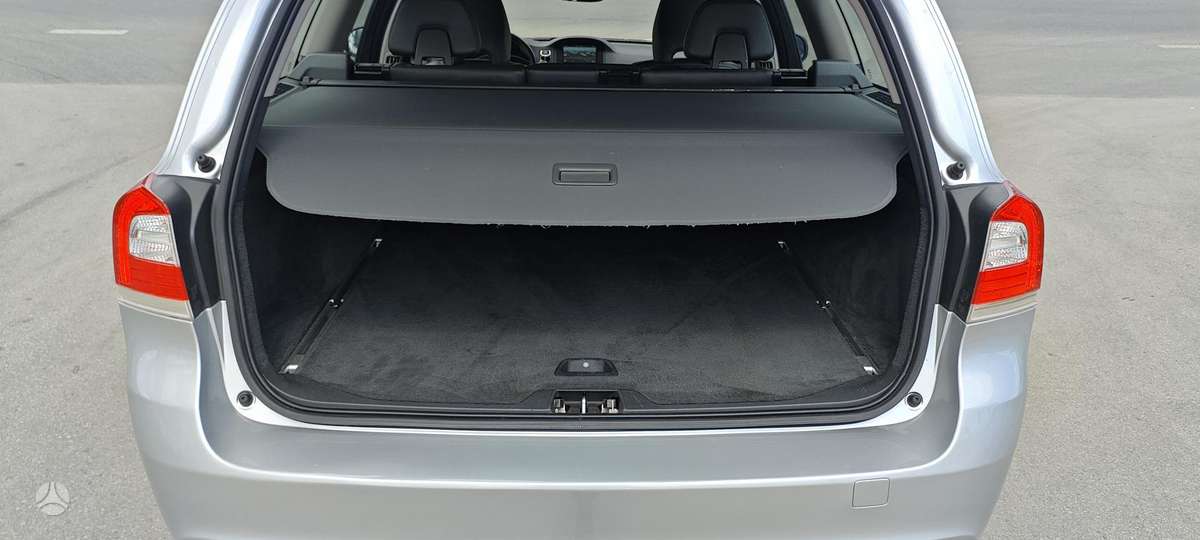 Volvo V70, 2.0 l., Универсал