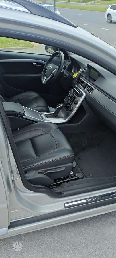 Volvo V70, 2.0 l., Универсал