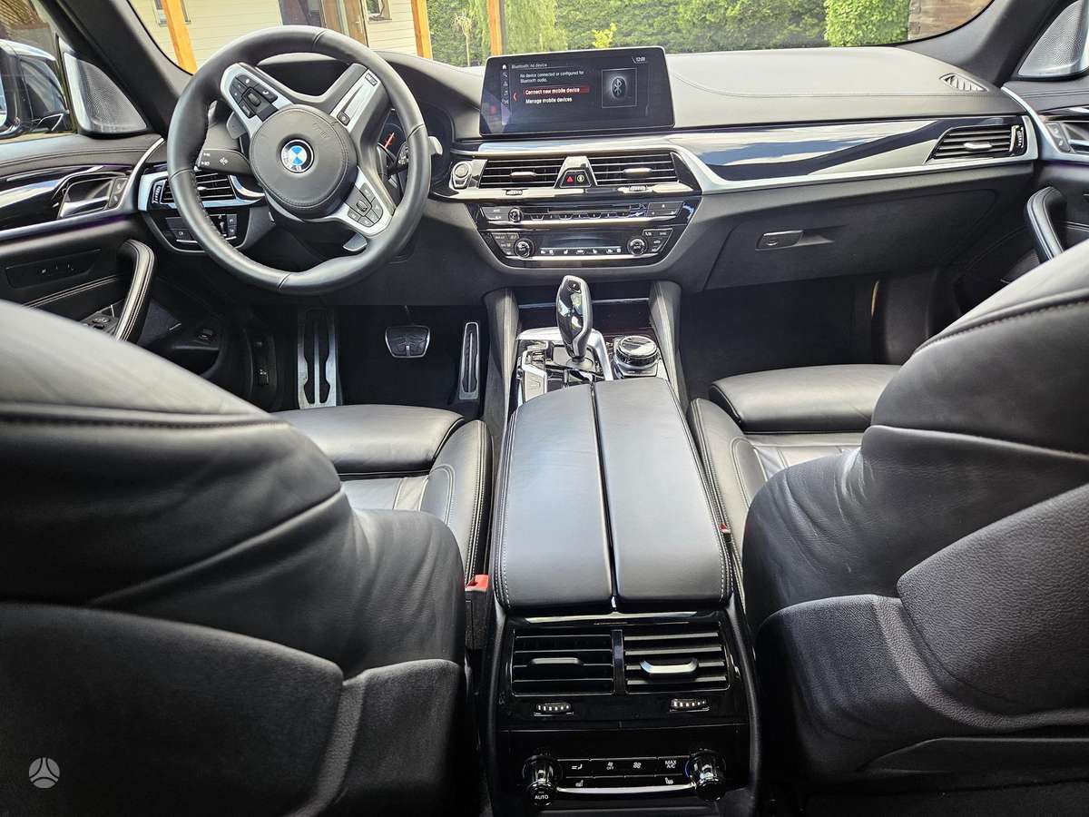 BMW M550, 4.4 l., Седан