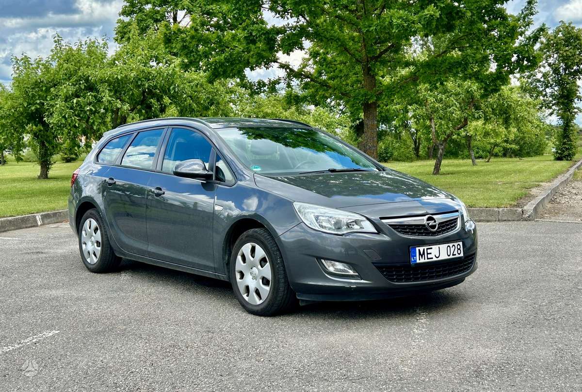 Opel Astra, 1.4 l., Универсал