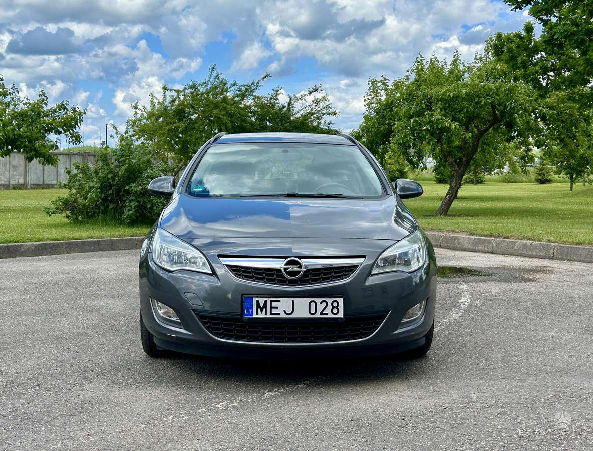 Opel Astra, 1.4 l., Универсал