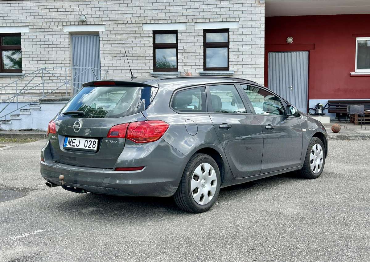 Opel Astra, 1.4 l., Универсал