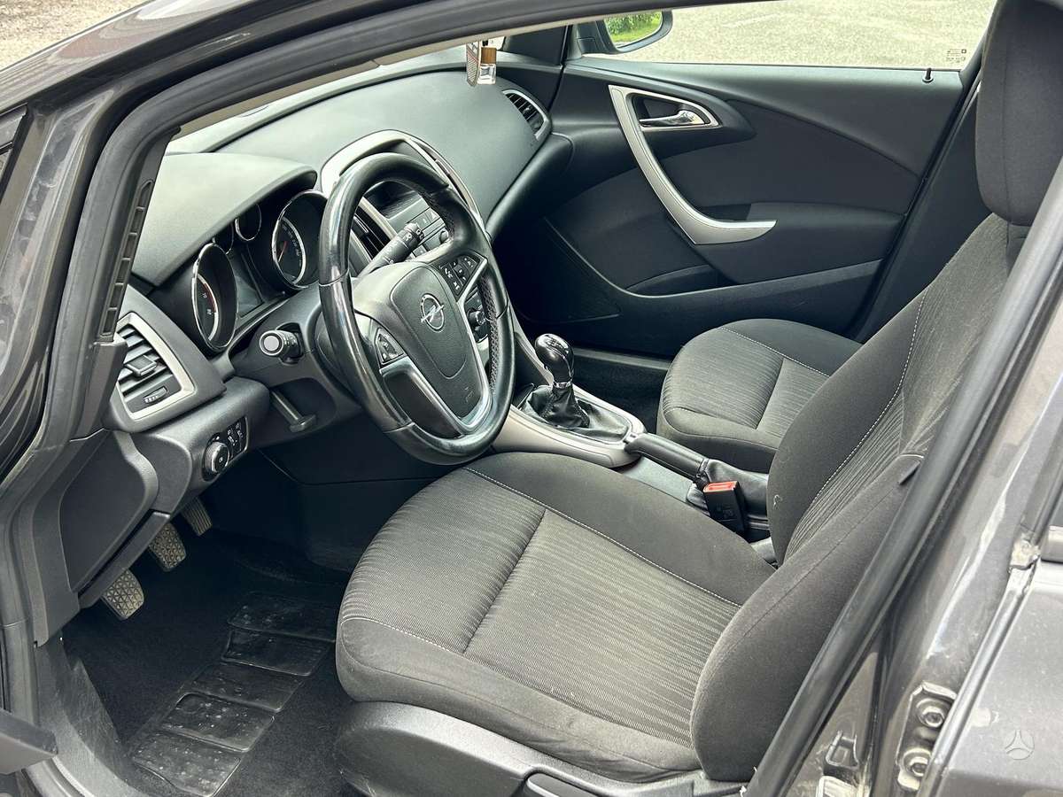 Opel Astra, 1.4 l., Универсал
