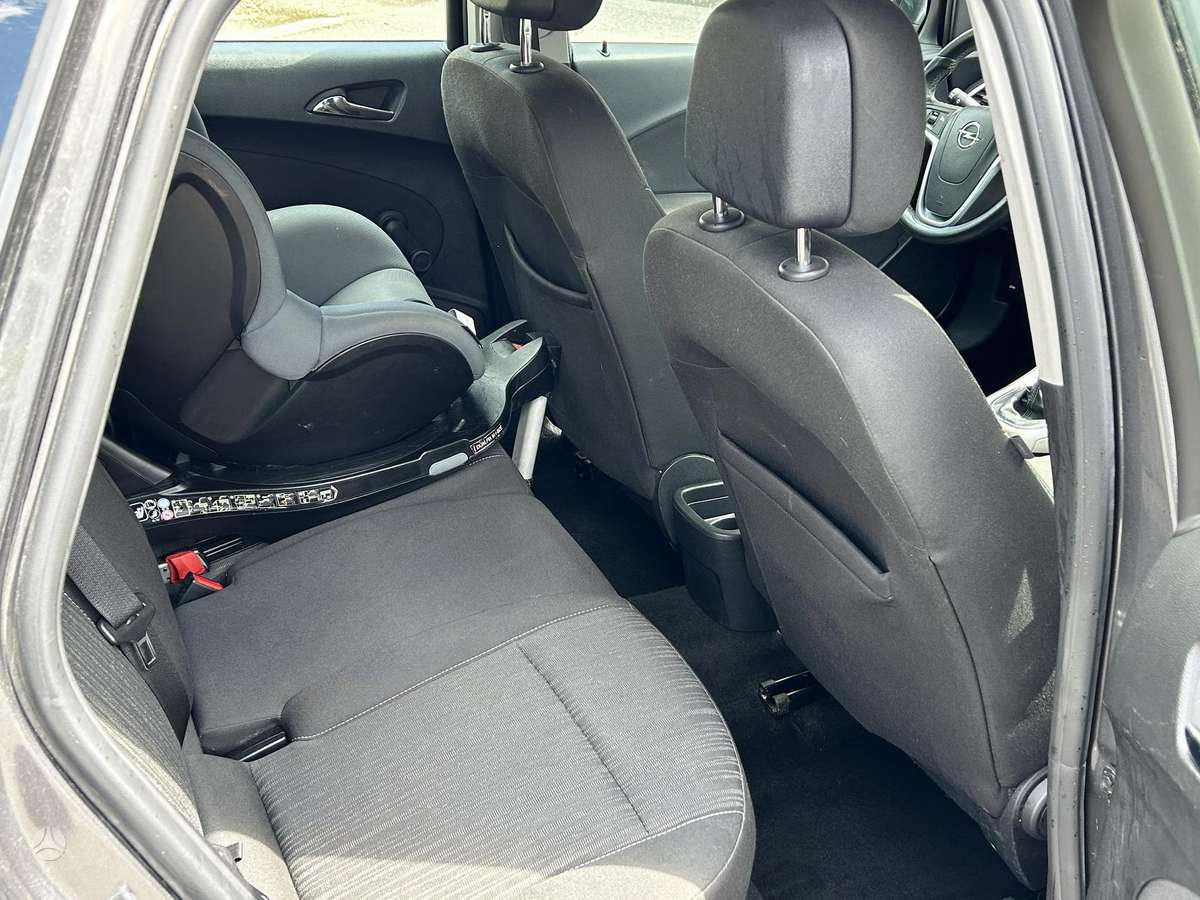 Opel Astra, 1.4 l., Универсал
