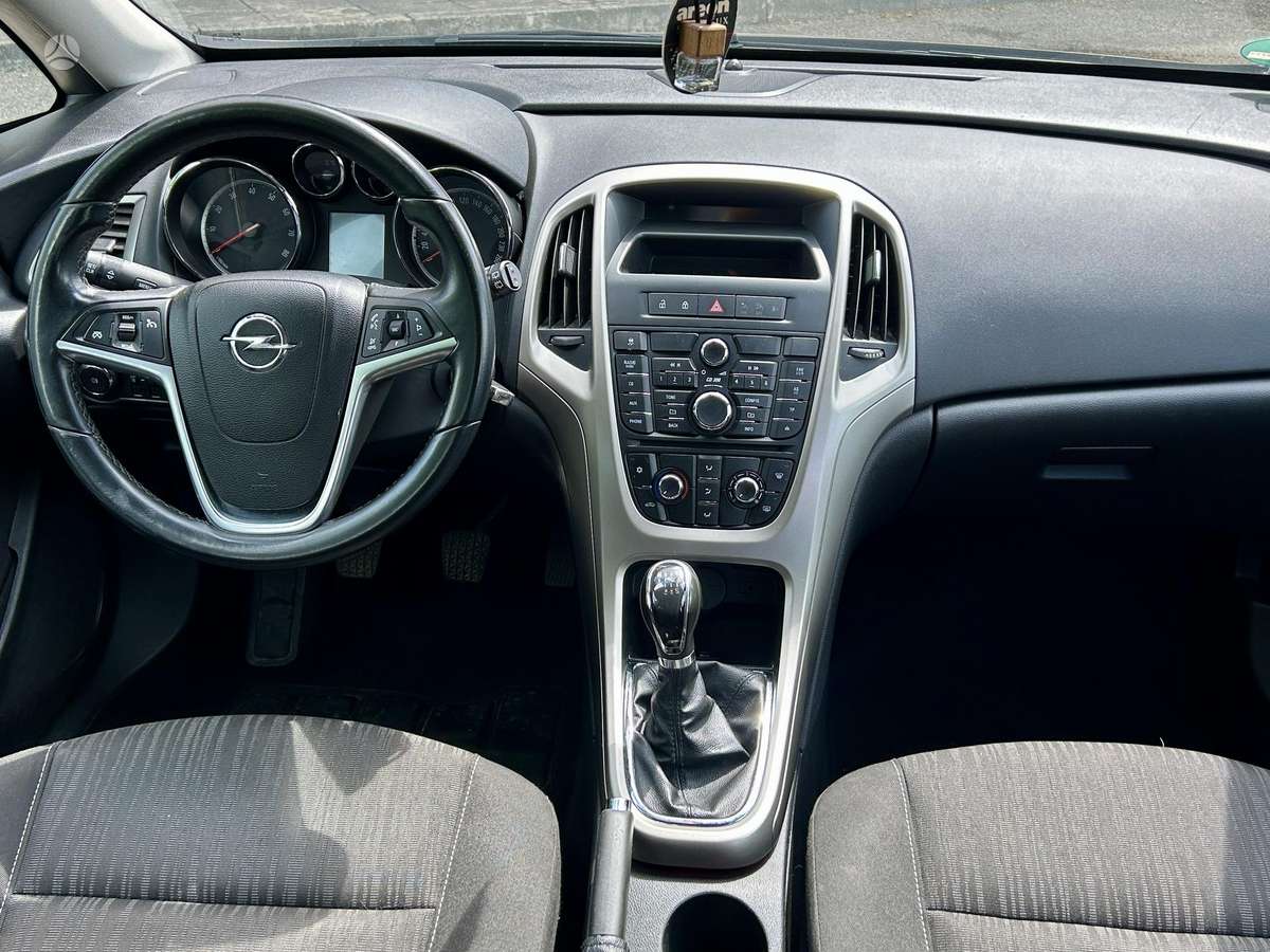 Opel Astra, 1.4 l., Универсал