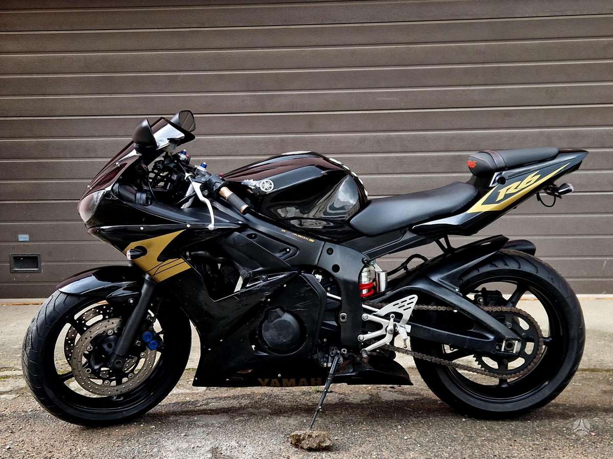 Yamaha R6 600cc, superbikes