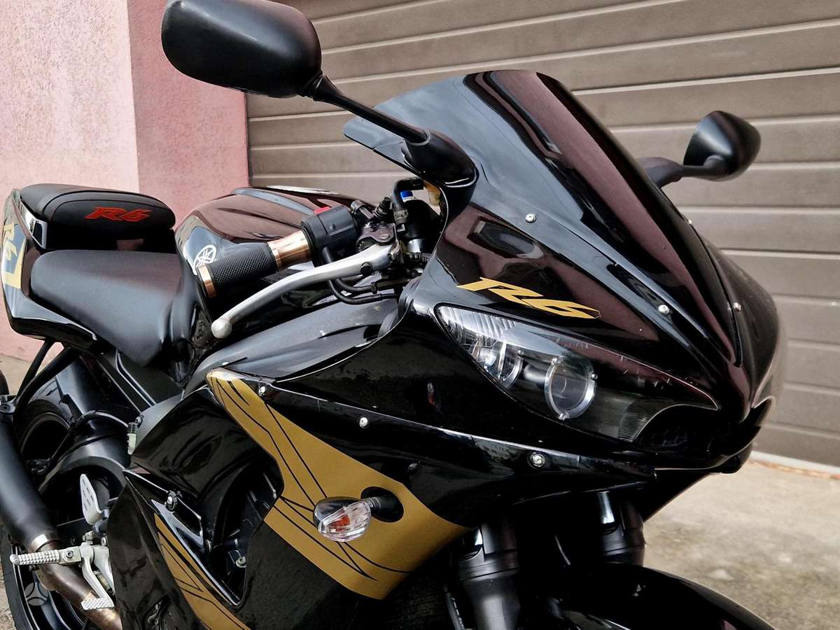 Yamaha R6 600cc, superbikes