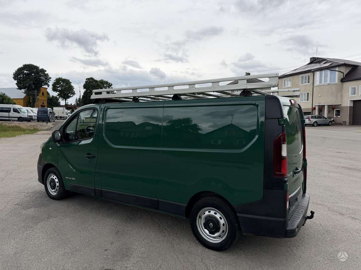 Renault Trafic - 12