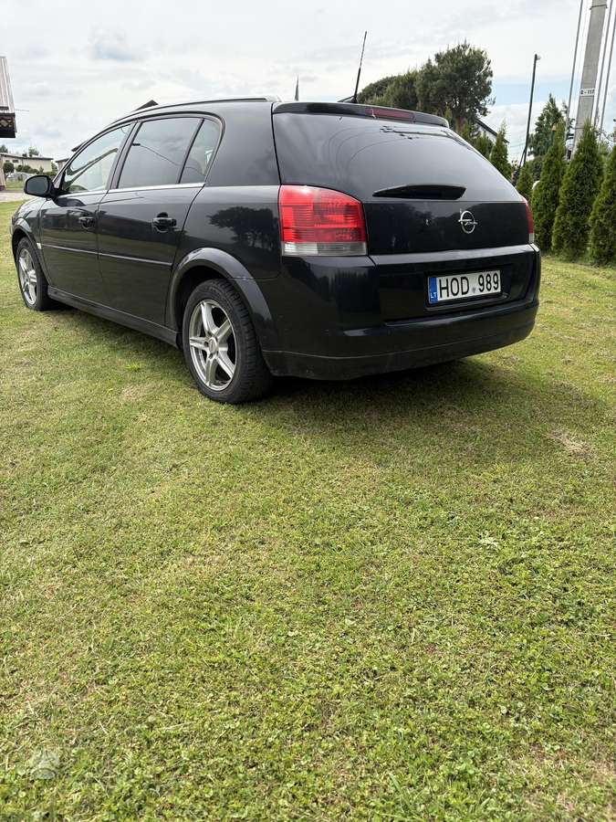 Opel Signum, 1.9 l., hatchback