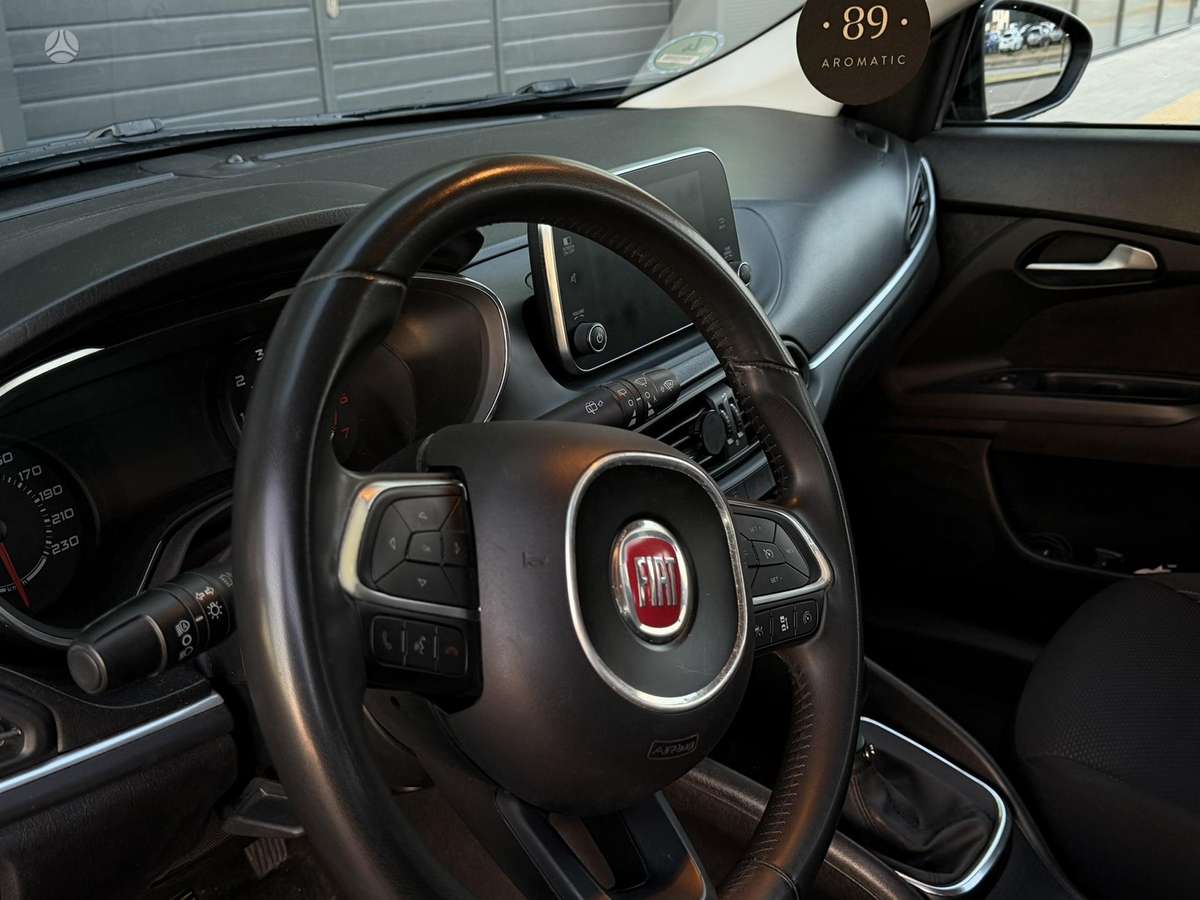 Fiat Tipo, 1.6 l., hatchback