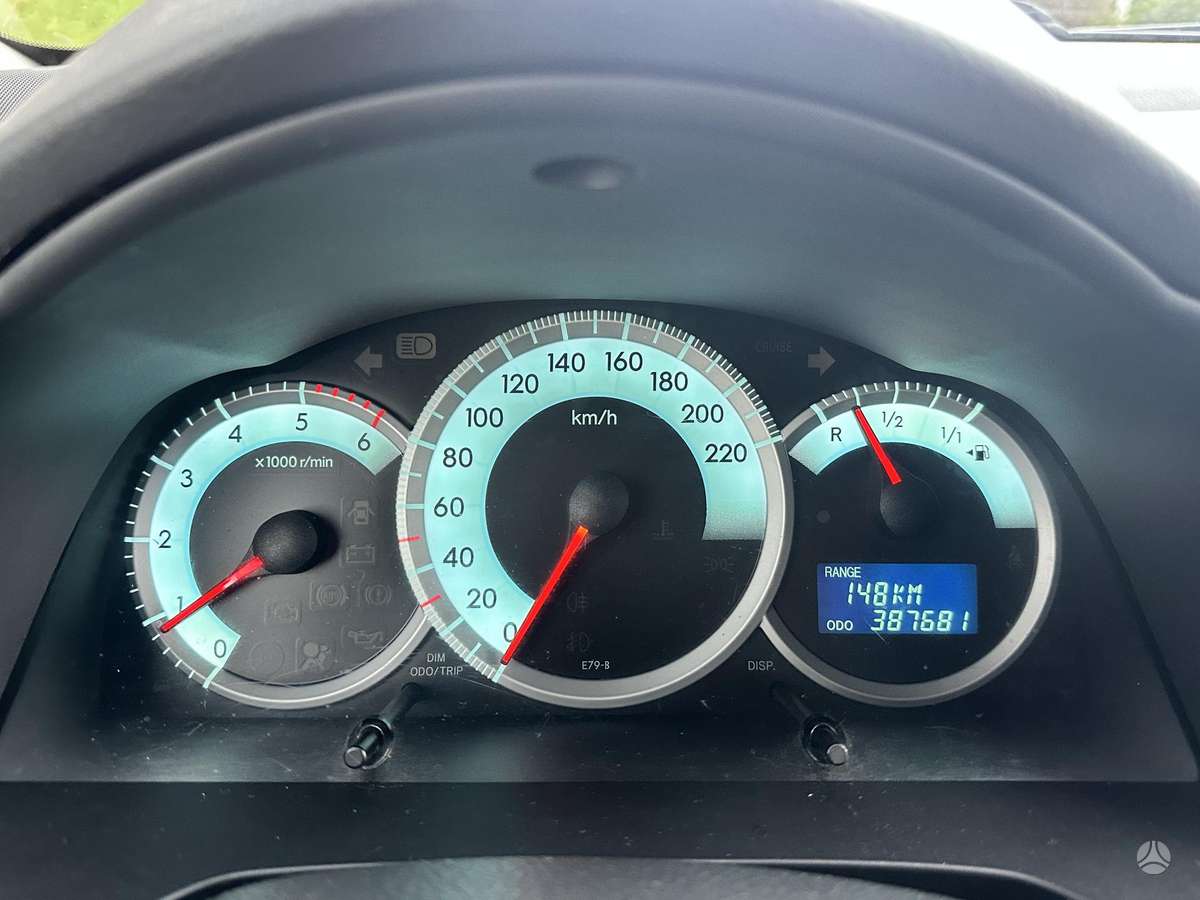 Toyota Corolla Verso - 12