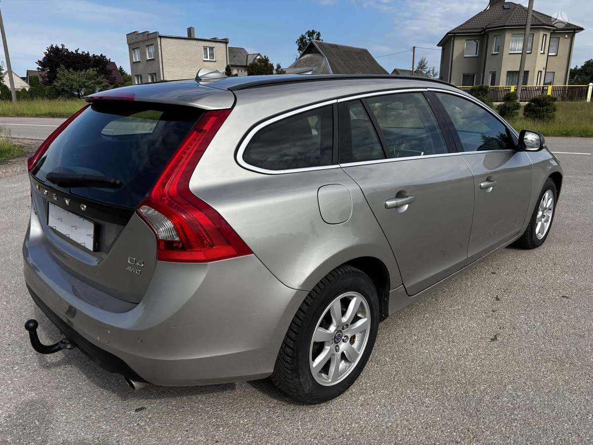 Volvo V60, 2.4 l., Универсал