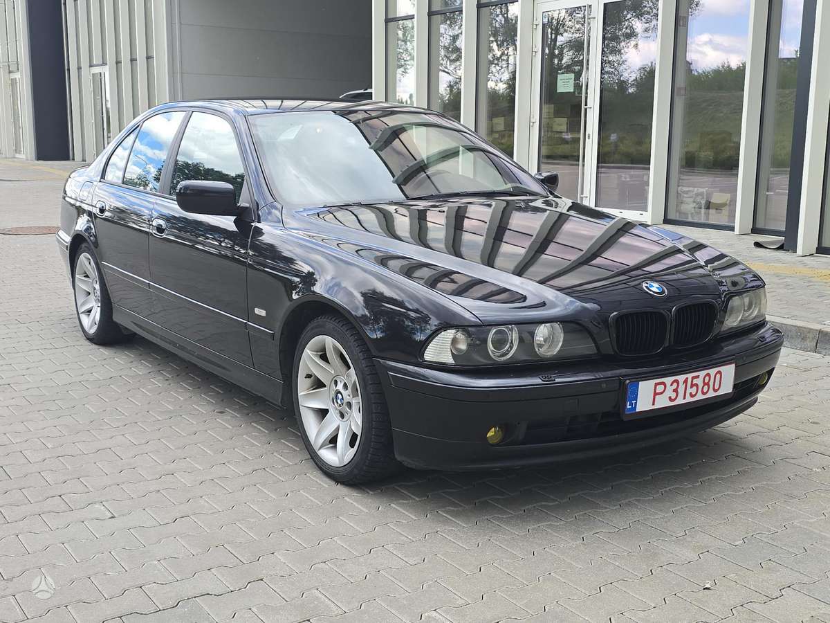 BMW 525, 2.5 l., Седан
