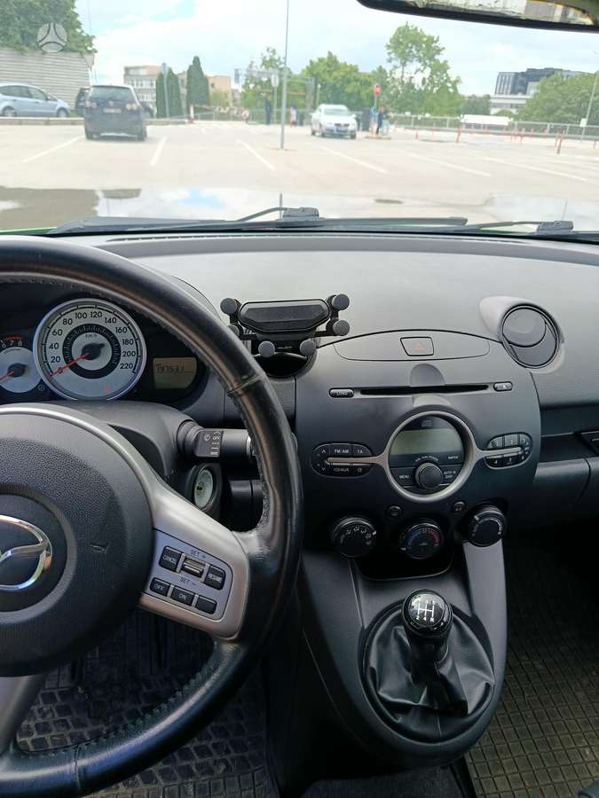 Mazda 2, 1.5 l., hatchback