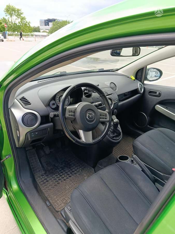 Mazda 2, 1.5 l., hatchback