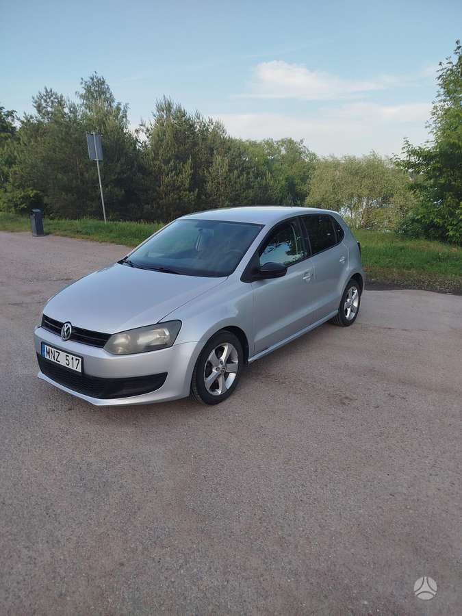 Volkswagen Polo - 2