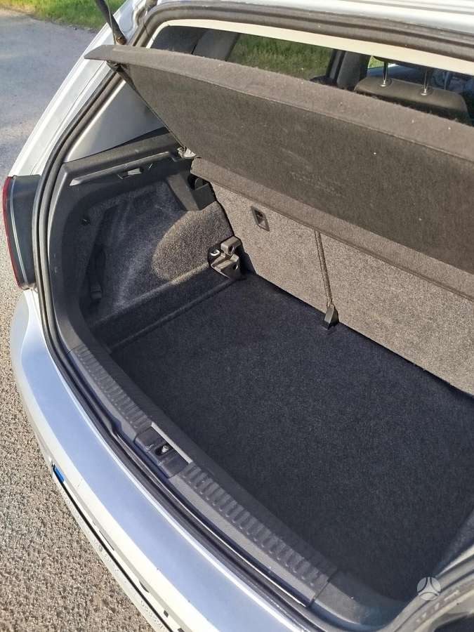 Volkswagen Polo - 8