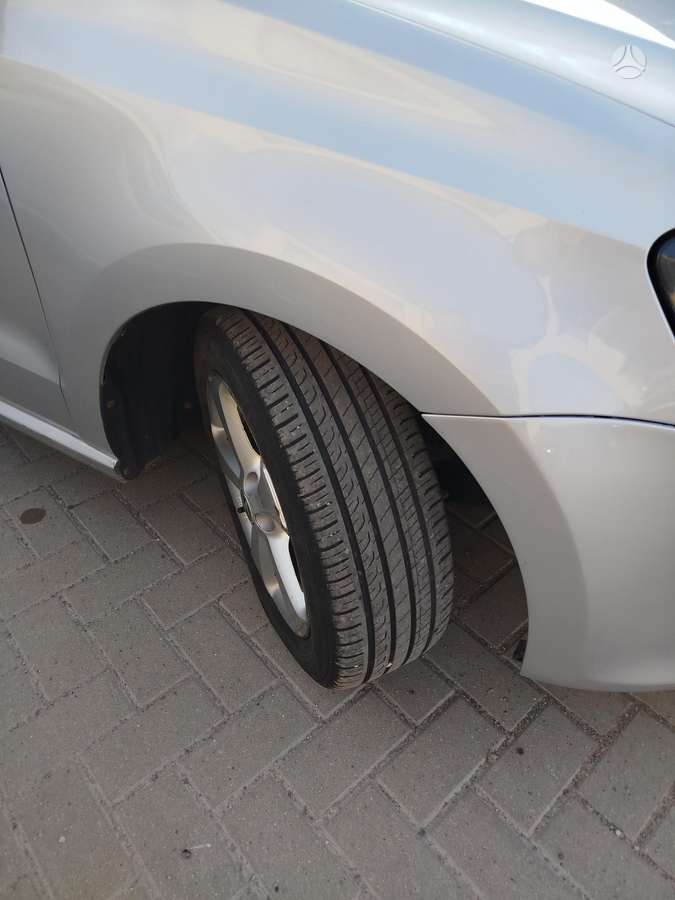 Volkswagen Polo - 9