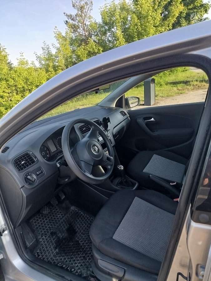 Volkswagen Polo - 12