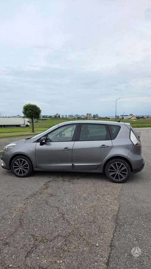 Renault Scenic - 8
