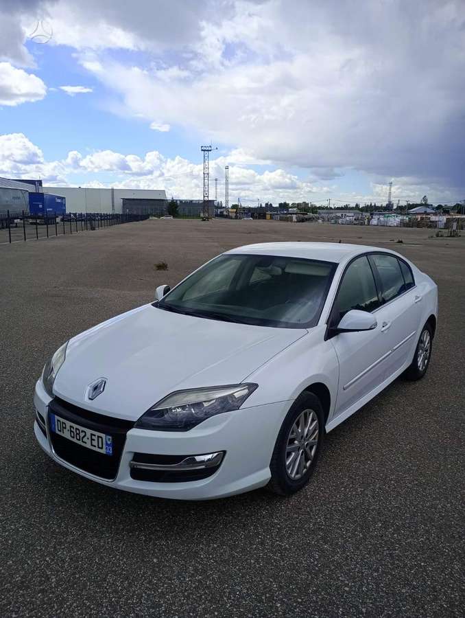 Renault Laguna - 1