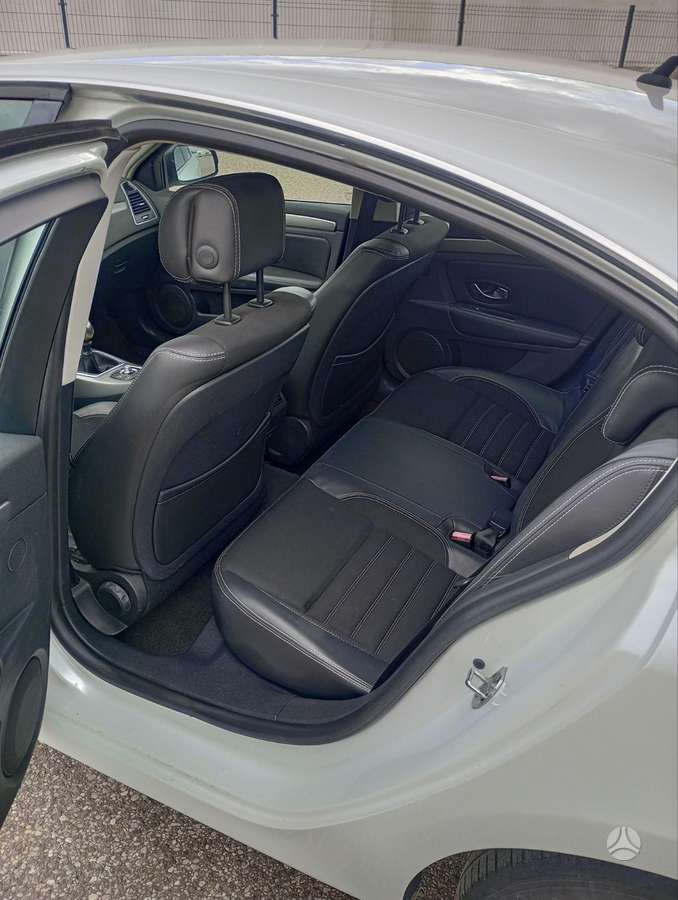Renault Laguna, 1.5 l., hatchback