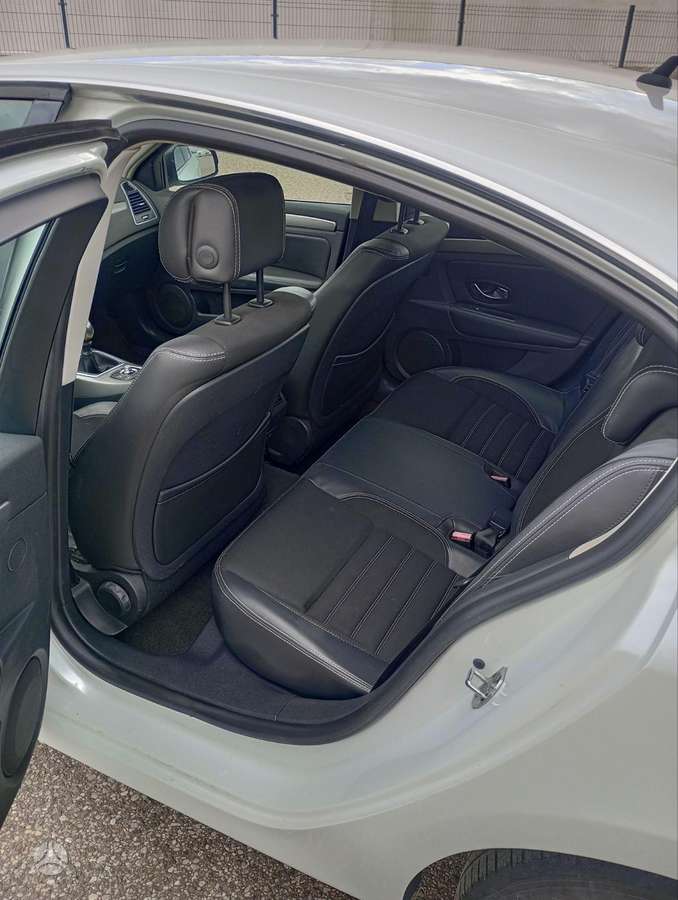 Renault Laguna, 1.5 l., Хэтчбек