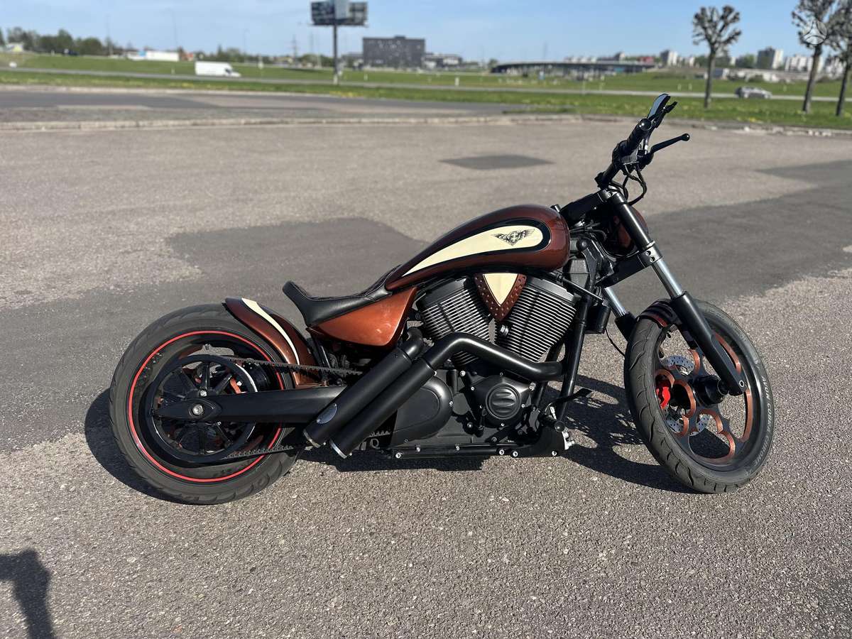 Victory Jackpot 1634cc, choppers