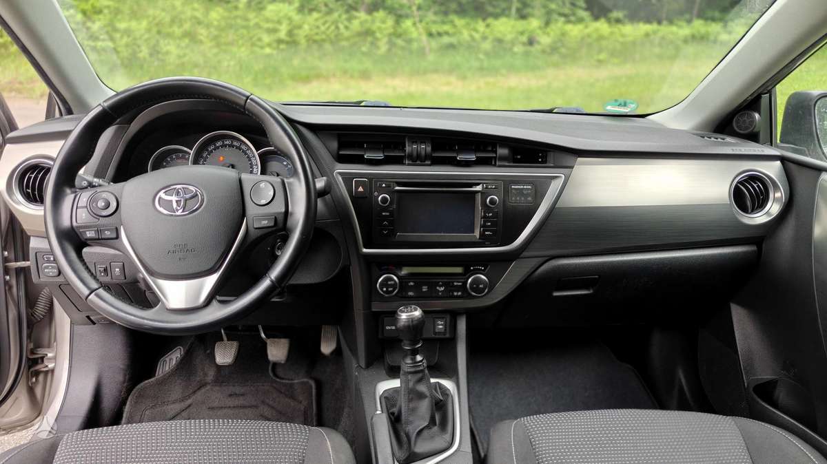 Toyota Auris - 7
