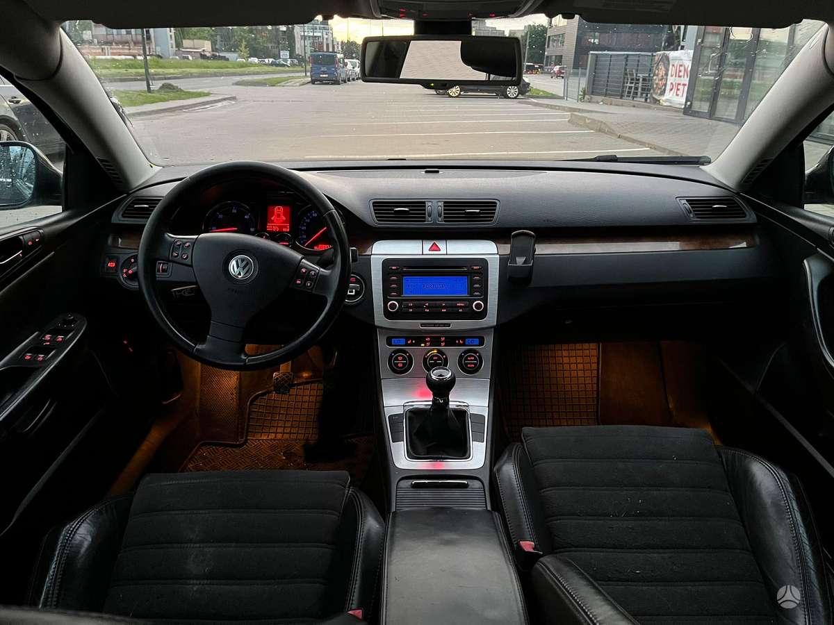 Volkswagen Passat - 9