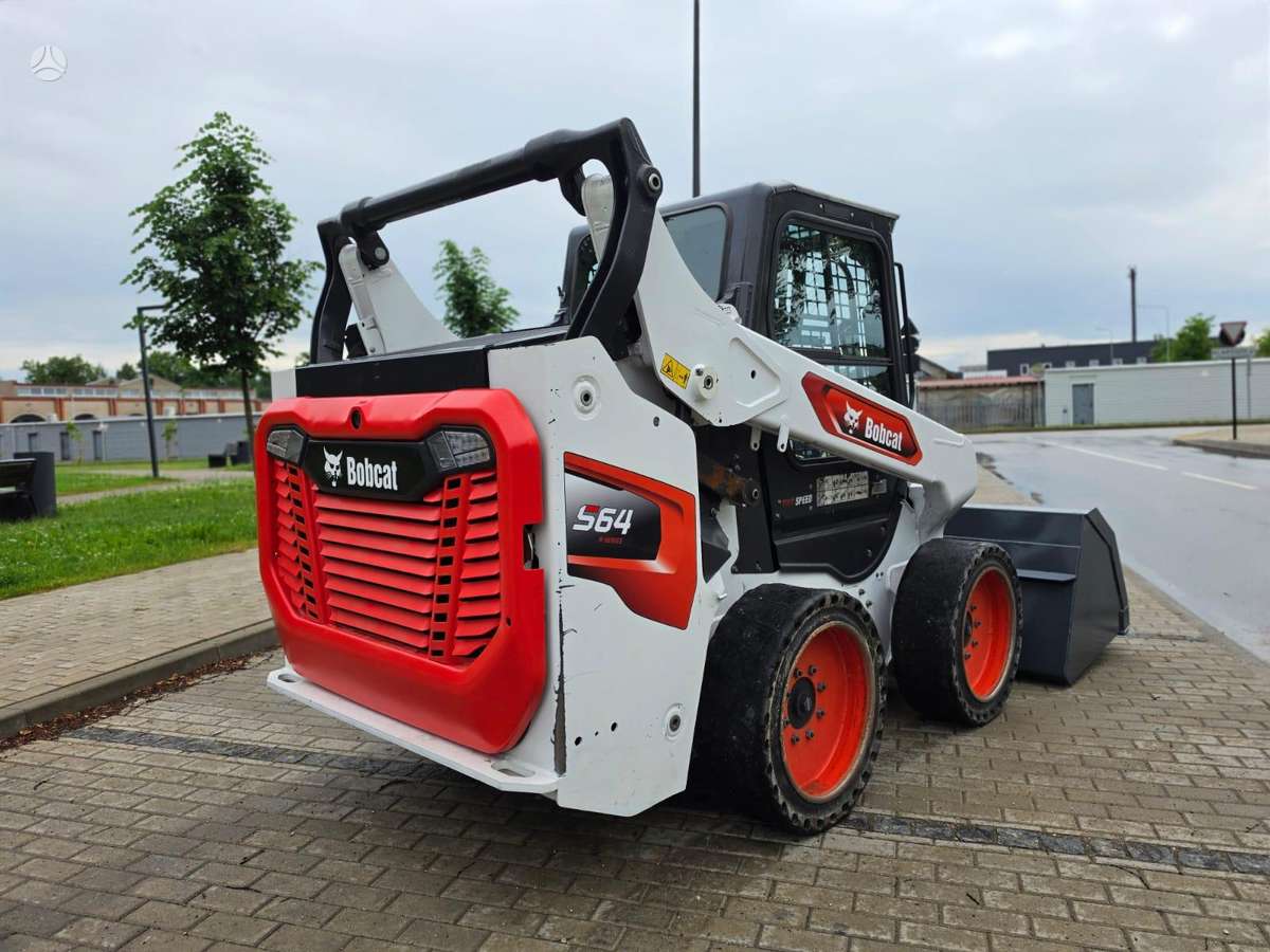 Bobcat S66, mini loaders