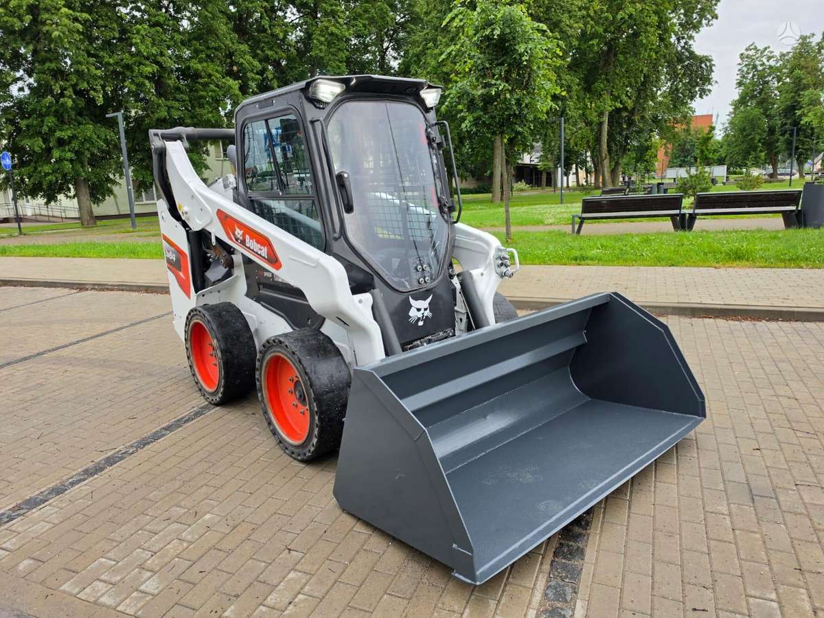 Bobcat S66, mini loaders