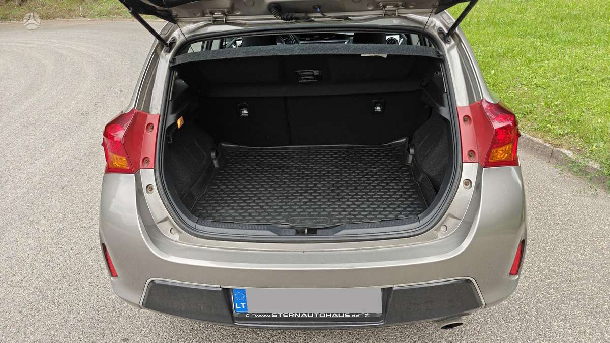 Toyota Auris - 6
