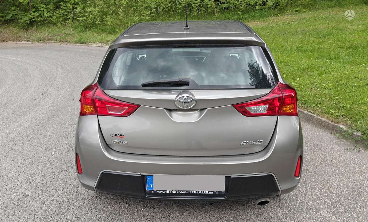 Toyota Auris - 5