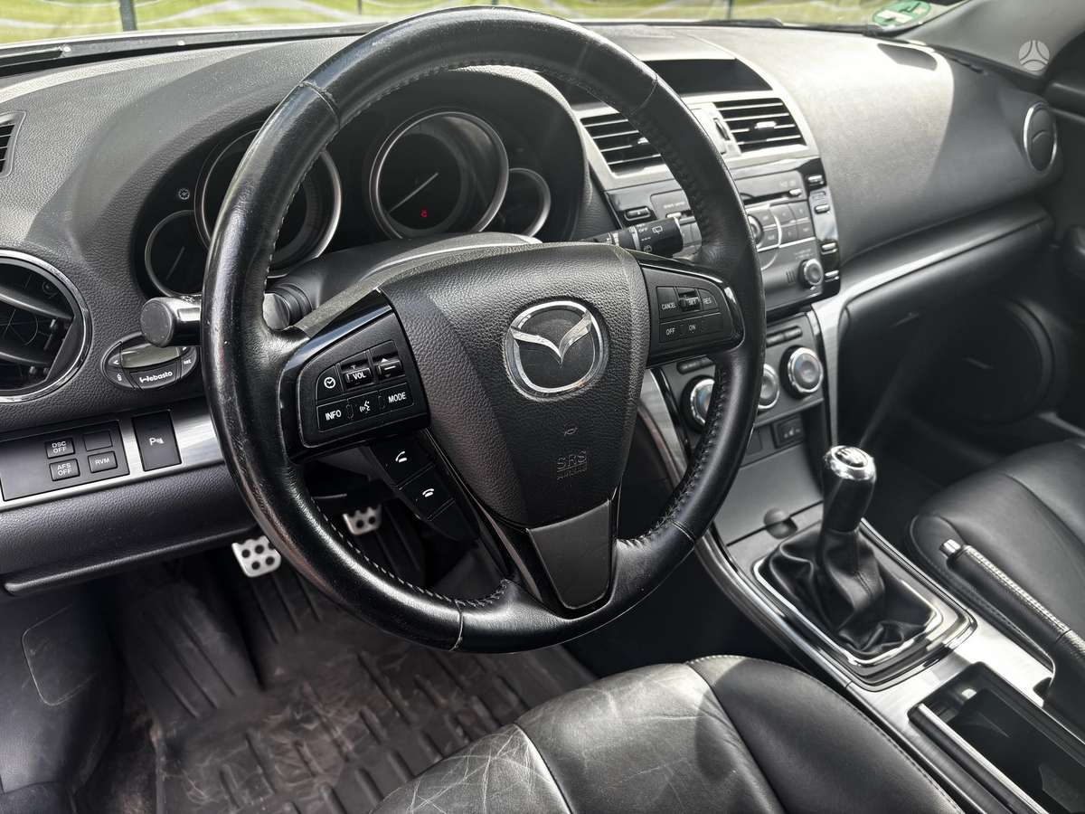 Mazda 6, 2.2 l., hatchback