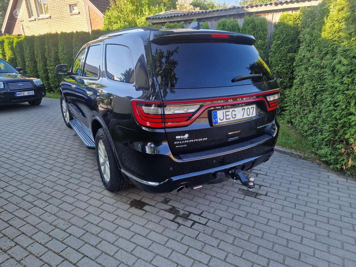 Dodge Durango, 5.7 l., off-road / crossover