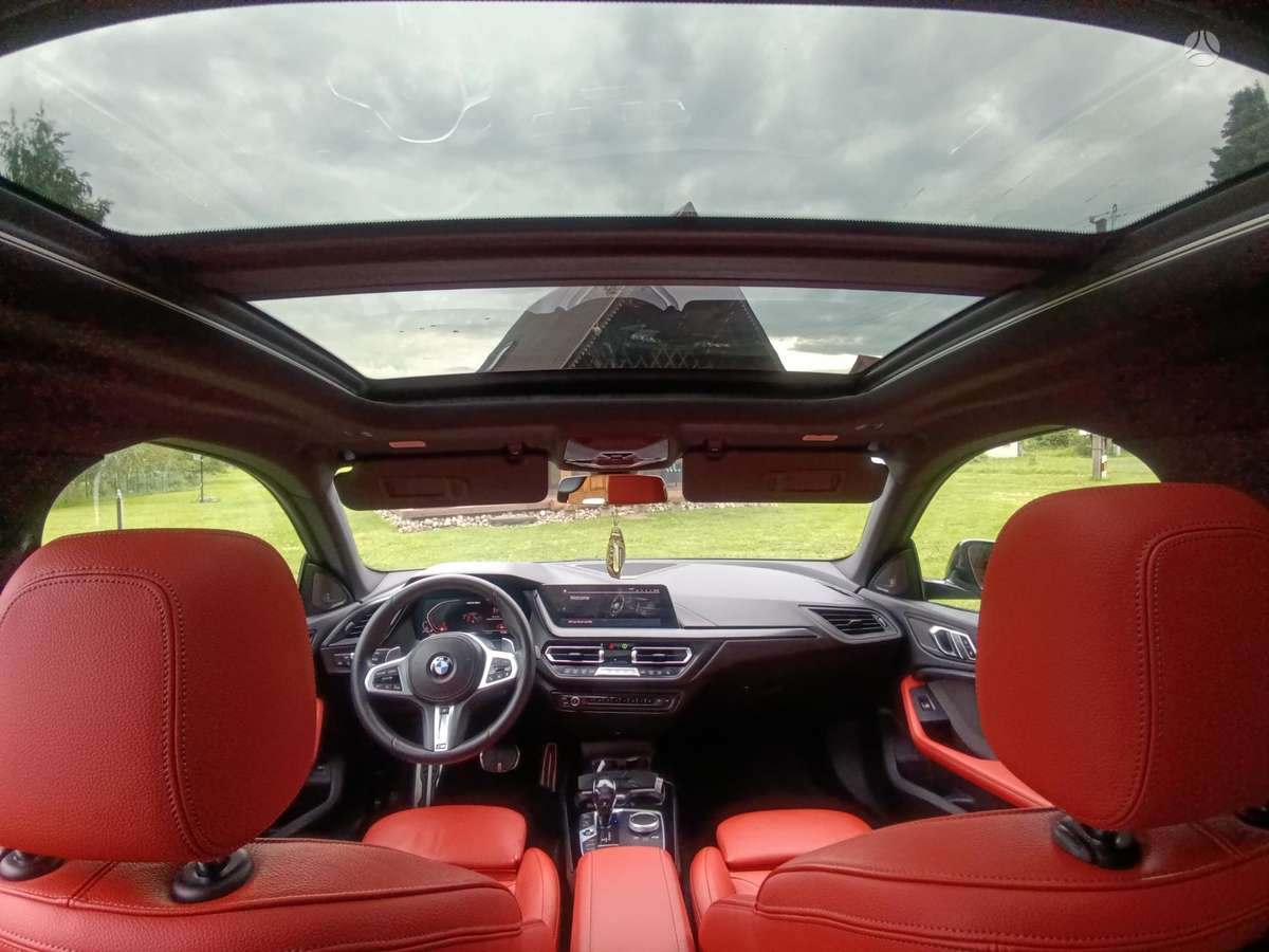 BMW M235 Gran Coupe , 2.0 l., Седан