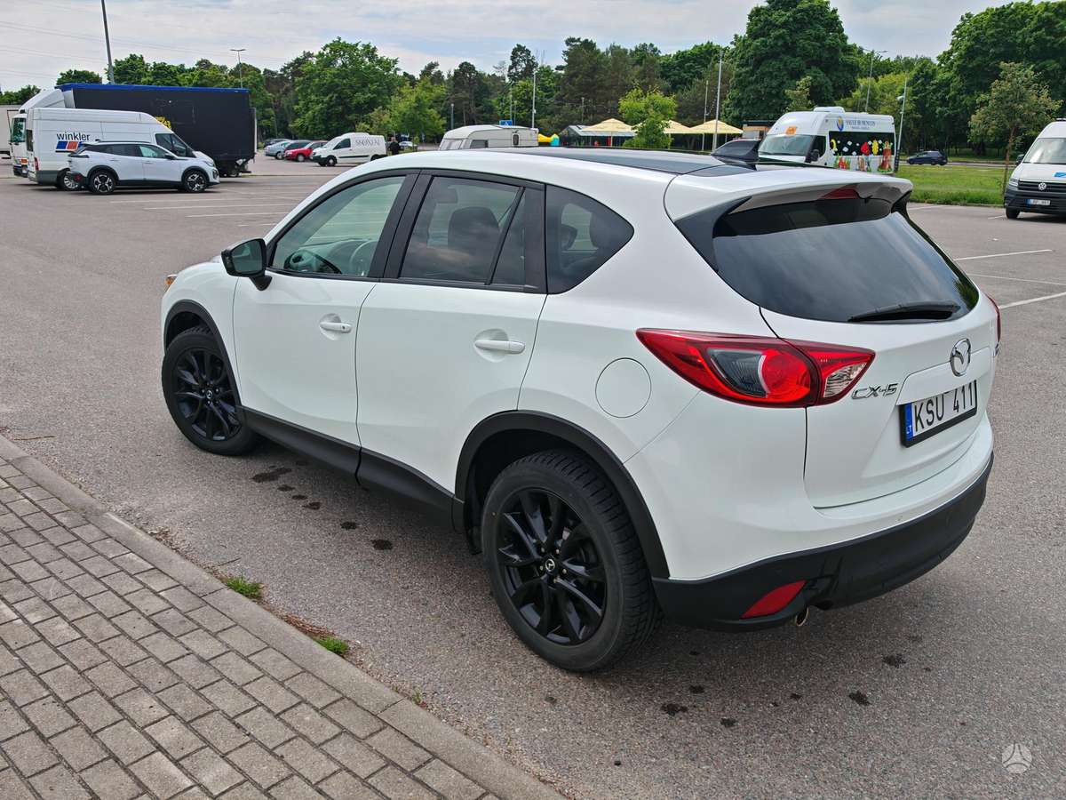 Mazda CX-5, 2.0 l., off-road / crossover