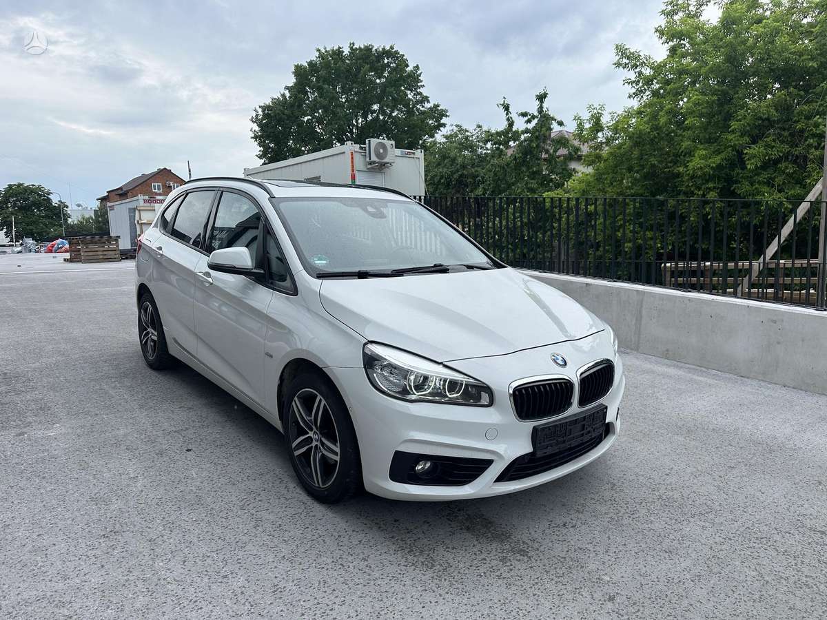 BMW 218 Active Tourer, 2.0 l., mpv / minivan