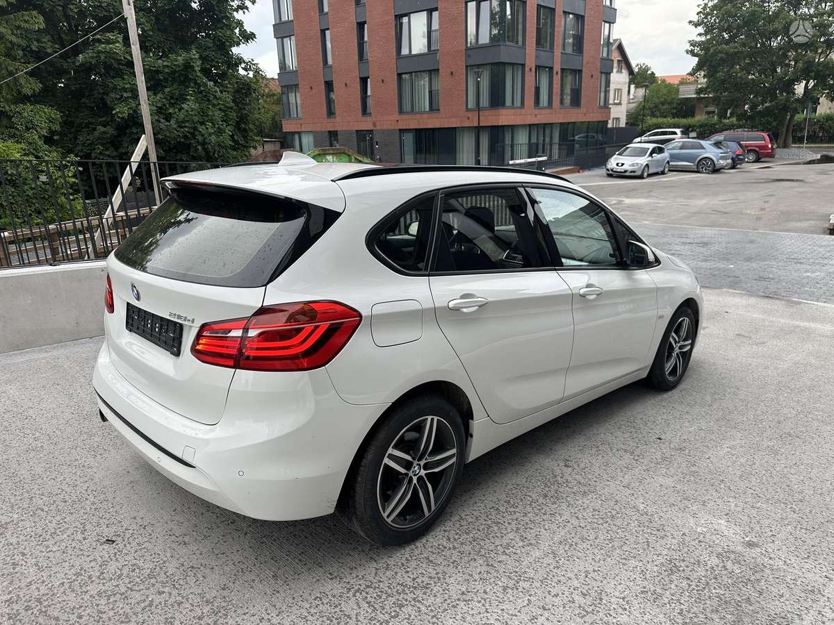 BMW 218 Active Tourer, 2.0 l., mpv / minivan