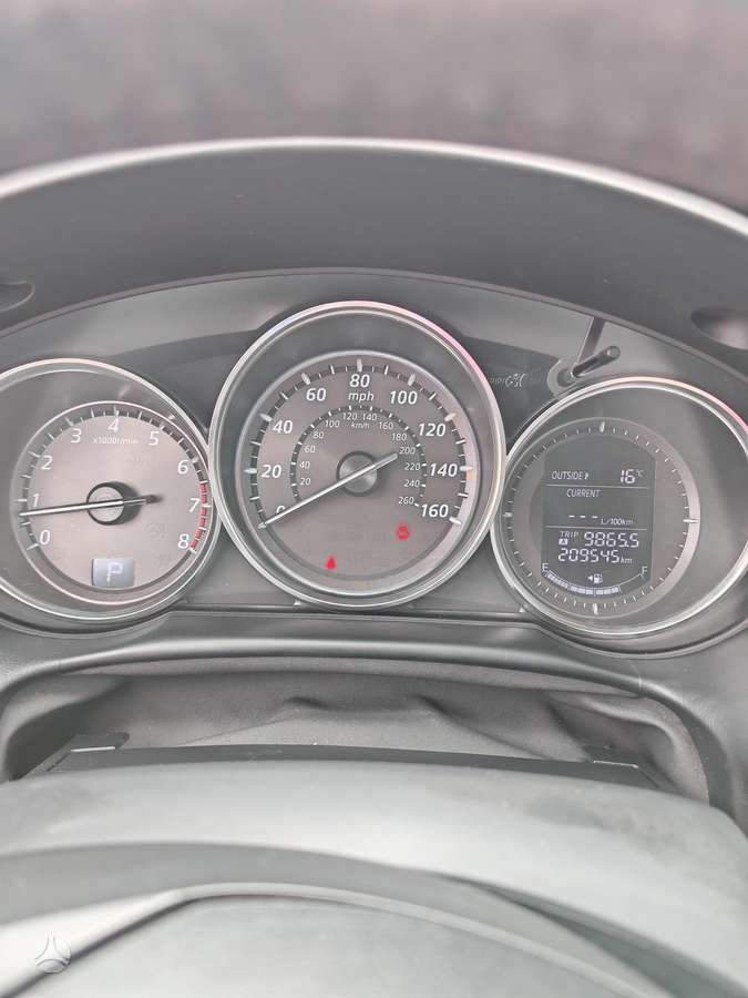 Mazda CX-5, 2.0 l., off-road / crossover
