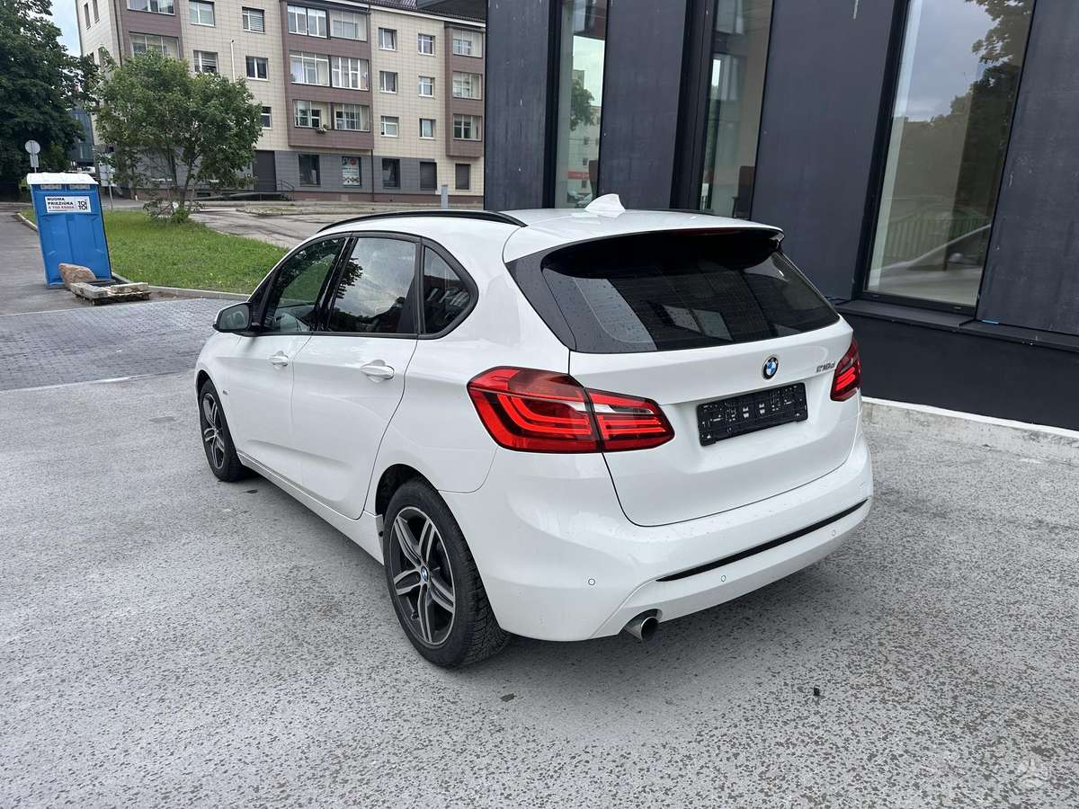BMW 218 Active Tourer, 2.0 l., mpv / minivan