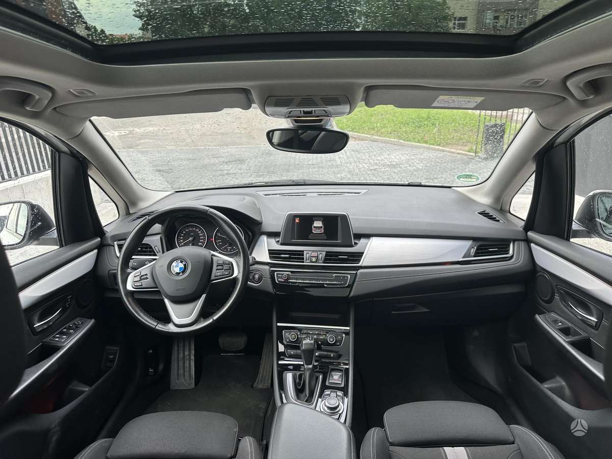 BMW 218 Active Tourer, 2.0 l., mpv / minivan